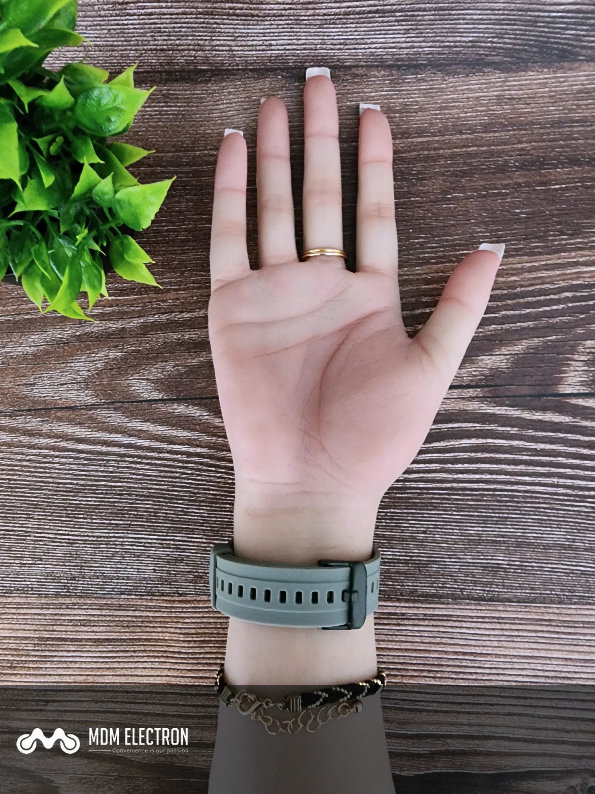 Grey (3)