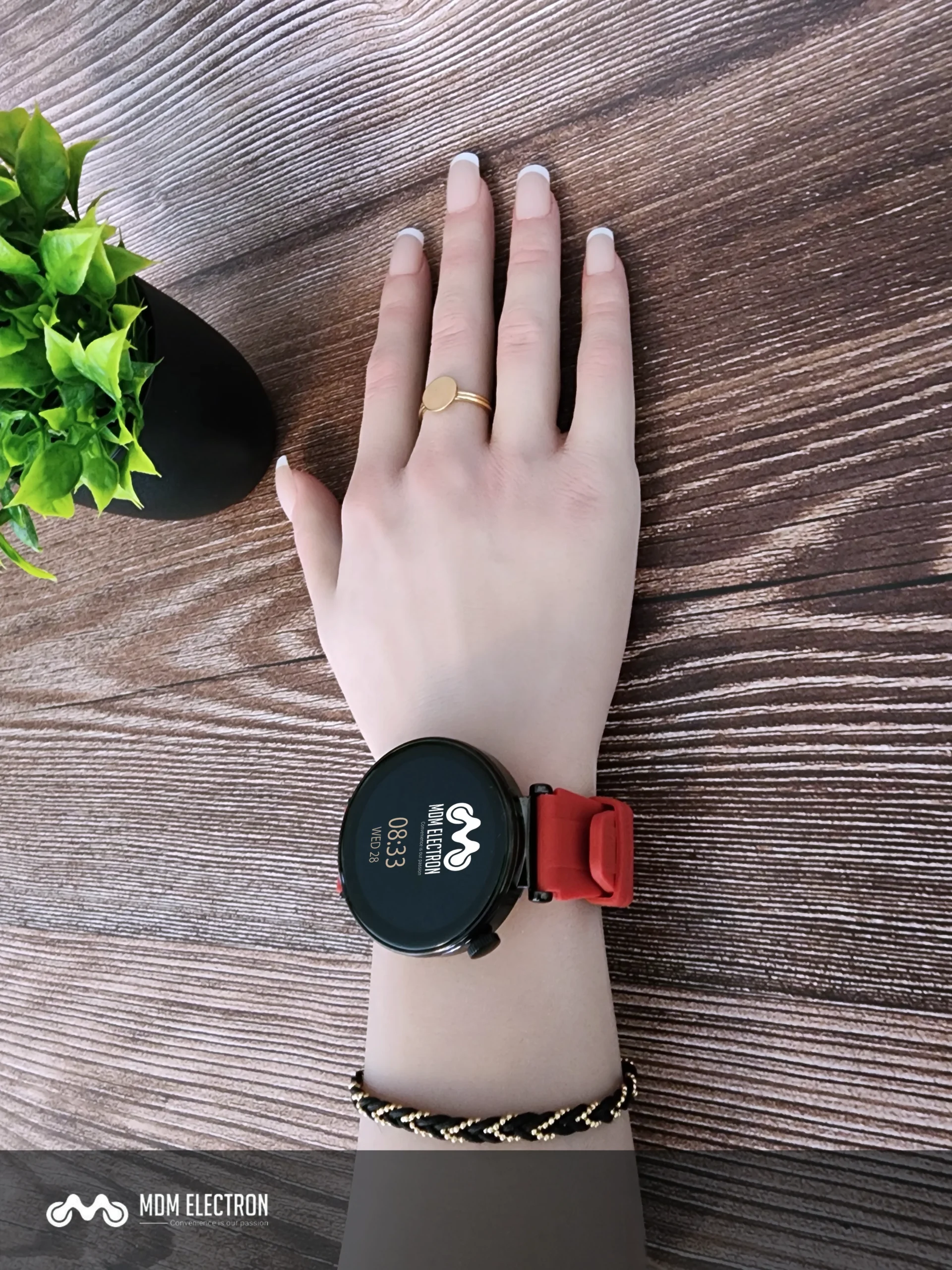 Red (2)