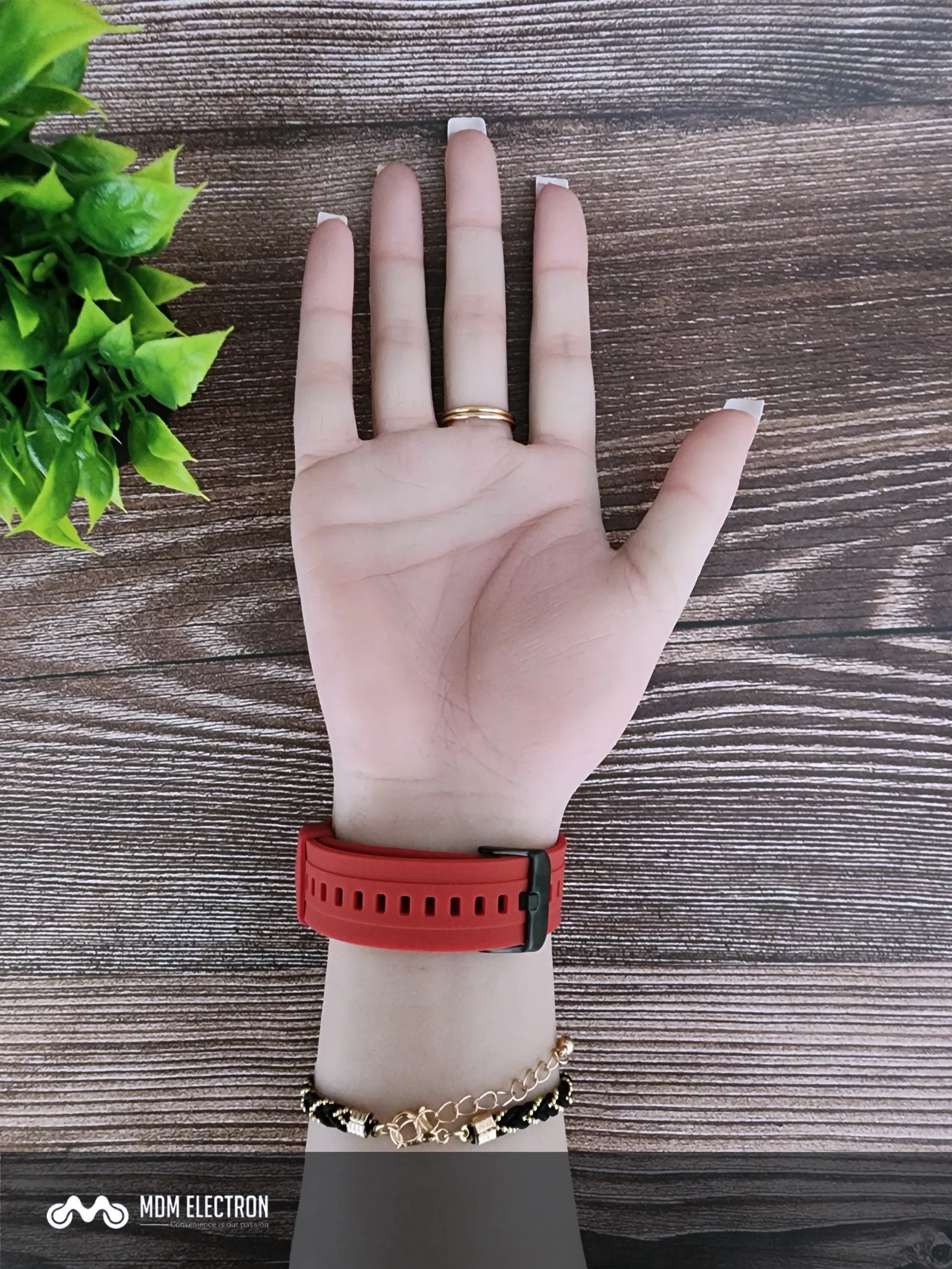 Red (3)