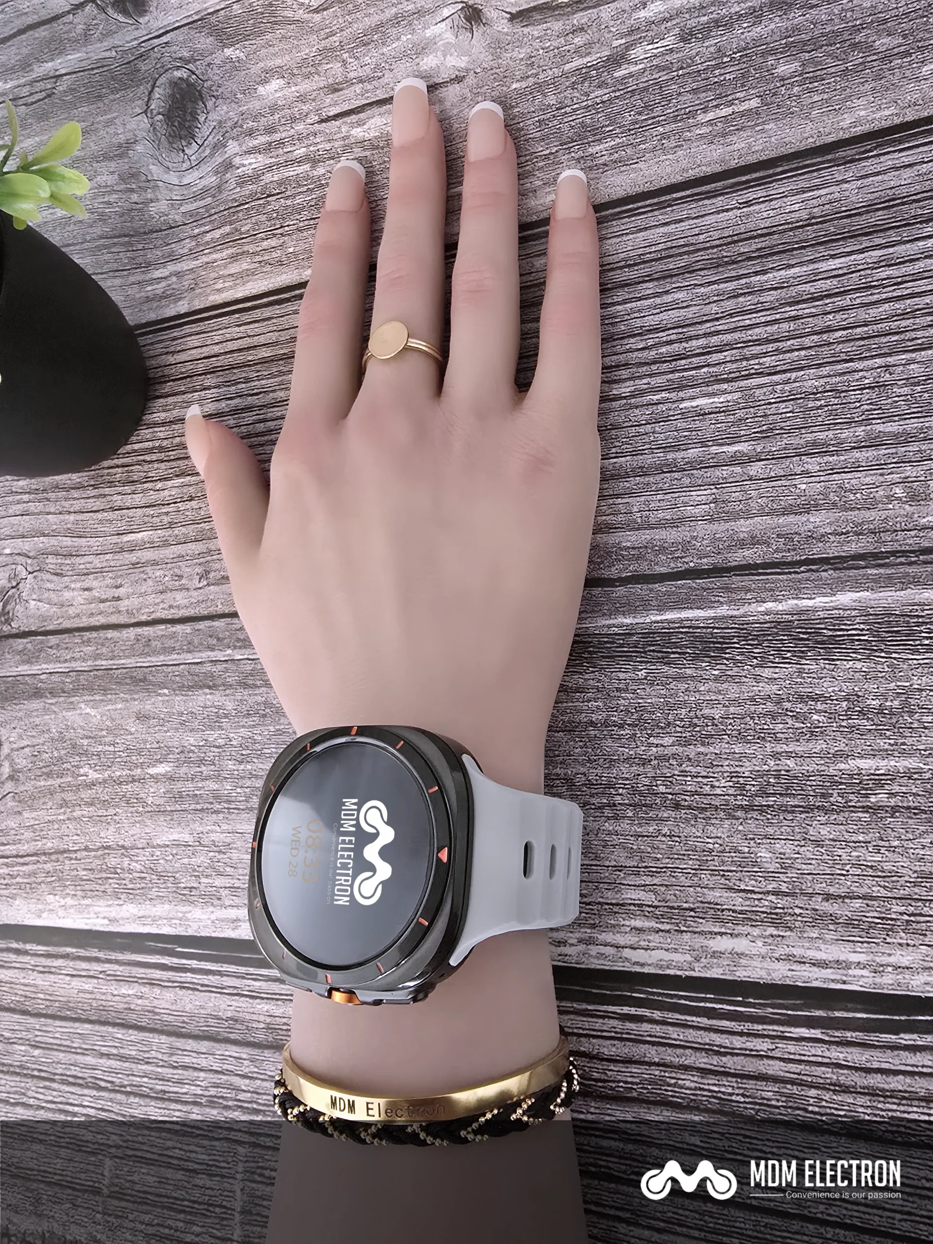 Grey (2)